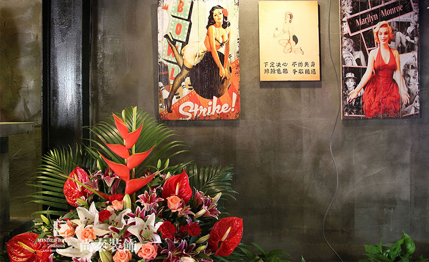 工業(yè)風(fēng)餐飲裝修實(shí)景圖-御龍四季椰子雞