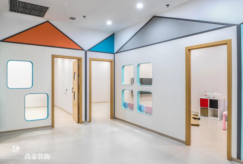 教育培訓(xùn)機構(gòu)教室裝修實景圖